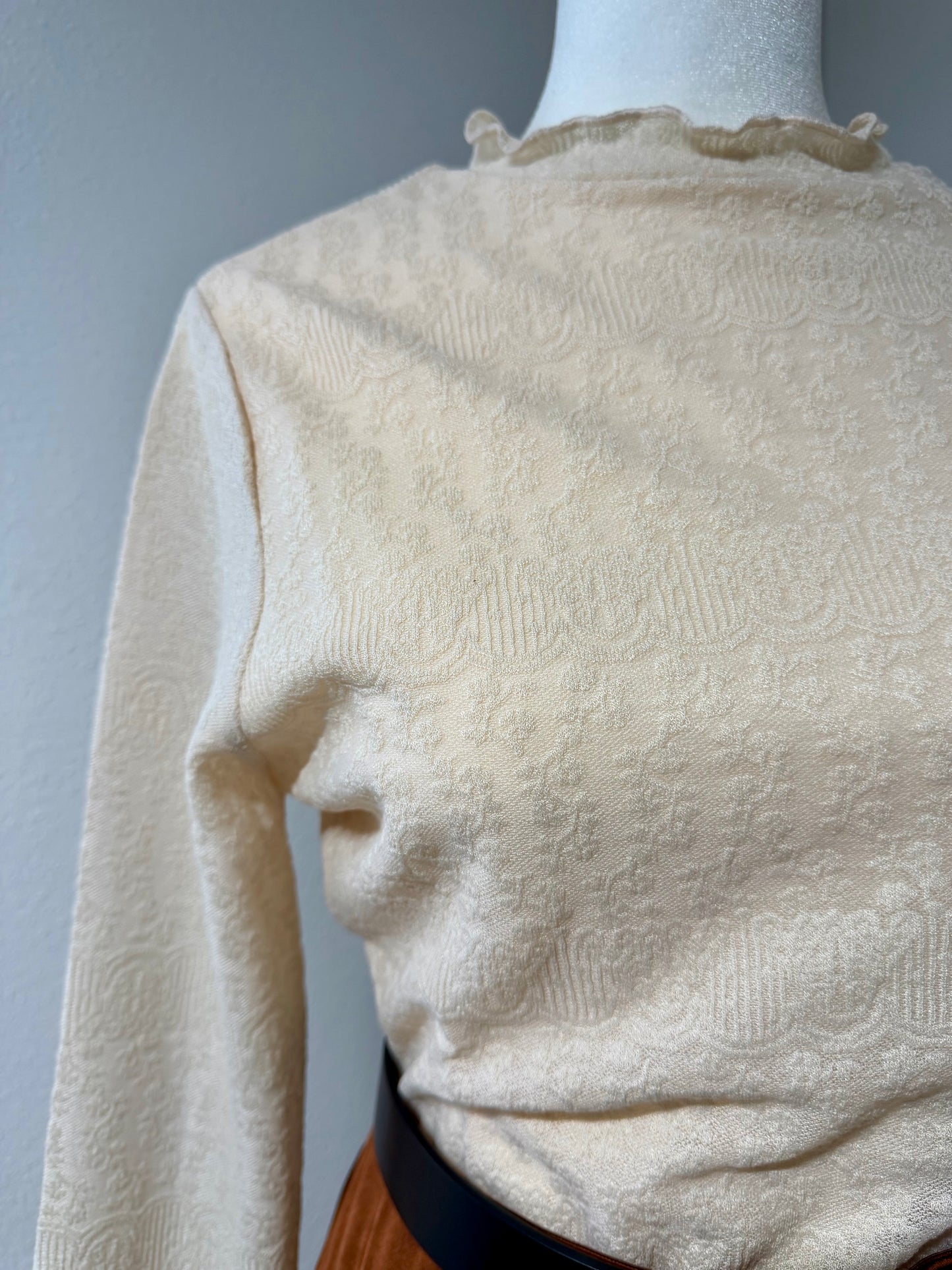 Lettuce Edge Long Sleeve Top